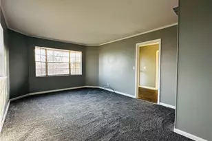 2526 Valley View Dr, Belpre, OH 45714 - Photo 4