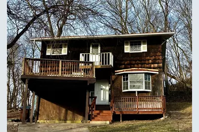 2526 Valley View Drive, Belpre, OH 45714 - Photo 1