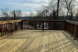 2526 Valley View Dr, Belpre, OH 45714 - Photo 10