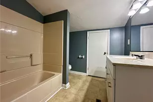 2526 Valley View Dr, Belpre, OH 45714 - Photo 34