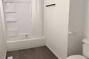 140 Crystal Ct, Bellevue, OH 44811 - Photo 22