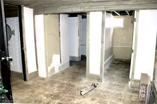 565 S Meridian Rd, Youngstown, OH 44509 - Photo 20