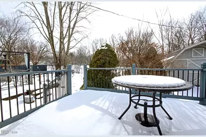 411 Oaknoll Drive, Amherst, OH 44001 - Photo 16