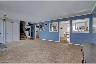 411 Oaknoll Drive, Amherst, OH 44001 - Photo 6