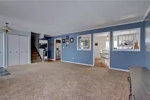 411 Oaknoll Dr, Amherst, OH 44001 - Photo 6