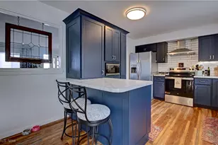 411 Oaknoll Dr, Amherst, OH 44001 - Photo 12