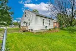 4165 W 140th St, Loveland, OH 44135 - Photo 4