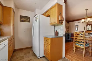 416 Rockys Run Rd, Akron, OH 44319 - Photo 18