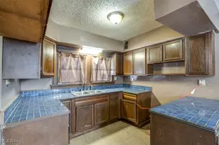 4527 Rockcut Rd, Norton, OH 44203 - Photo 16