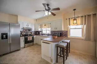 309 Donahey Ave NE, New Philadelphia, OH 44663 - Photo 20