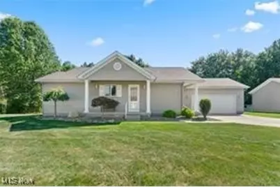 603 S Raccoon Road #9, Austintown, OH 44515 - Photo 1