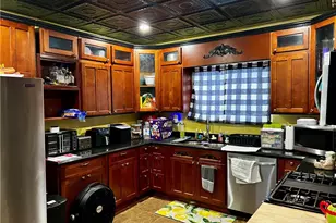 2231 Sherwood Ave, East Liverpool, OH 43920 - Photo 8