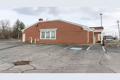 2911 Youngstown Road SE, Warren, OH 44484 - Photo 6