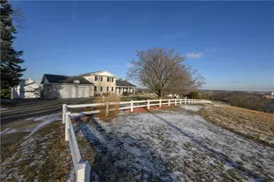 264 Pleasant Valley Rd NW, Sugarcreek, OH 44681 - Photo 4