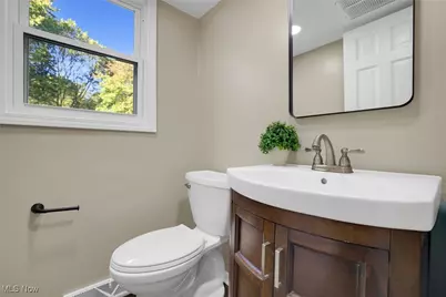 3863 Heckman Street NW, Uniontown, OH 44685 - Photo 14