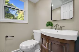 3863 Heckman St NW, Uniontown, OH 44685 - Photo 14