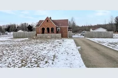 4242 McCartney Road, Lowellville, OH 44436 - Photo 1
