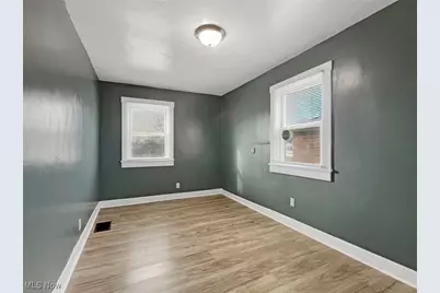 4242 McCartney Road, Lowellville, OH 44436 - Photo 12