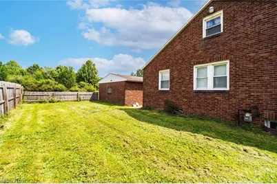 4242 McCartney Road, Lowellville, OH 44436 - Photo 26