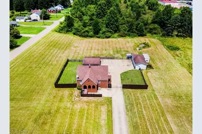 4242 McCartney Road, Lowellville, OH 44436 - Photo 28