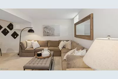 6044 Conneaut Light Drive, Vermilion, OH 44089 - Photo 10