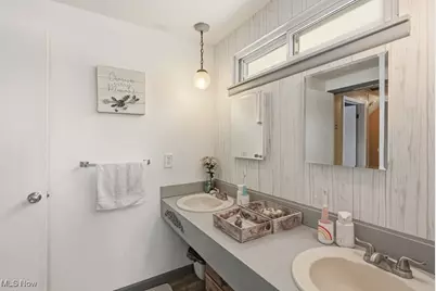 29819 Sutton Drive, North Olmsted, OH 44070 - Photo 32