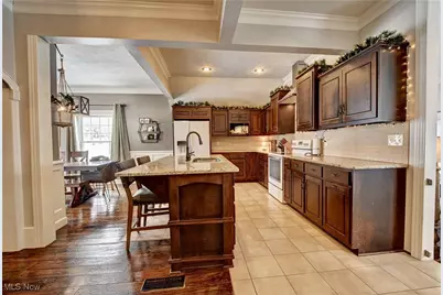 233 W Main Street, Sugarcreek, OH 44681 - Photo 16