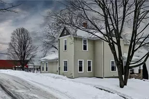 233 W Main St, Sugarcreek, OH 44681 - Photo 2