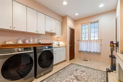 6182 Bertram Avenue NW, Canton, OH 44718 - Photo 22