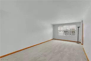 123 Shakespeare Ln, Avon, OH 44011 - Photo 12