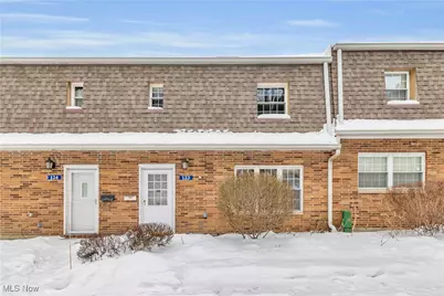 123 Shakespeare Lane, Avon, OH 44011 - Photo 1