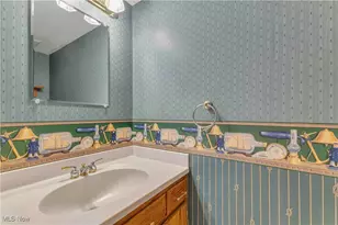 123 Shakespeare Ln, Avon, OH 44011 - Photo 28