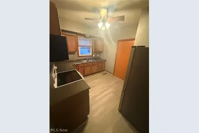 2518 11th Street NW, Canton, OH 44708 - Photo 2