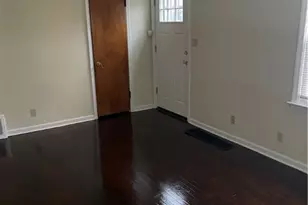 575 Noble Ave, Akron, OH 44320 - Photo 2