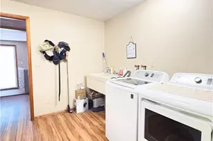 4231 Washington Ave, Lorain, OH 44052 - Photo 16