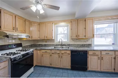 23211 Fernwood Drive, Beachwood, OH 44122 - Photo 12