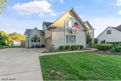 2319 Hunters Ridge, Boardman, OH 44512 - Photo 2