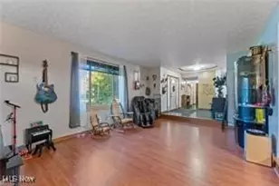 2319 Hunters Ridge, Boardman, OH 44512 - Photo 6