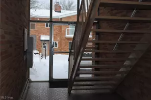 501 Tollis Pkwy, Grandview Heights, OH 44147 - Photo 4