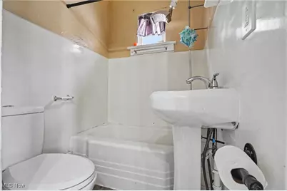 779 Kling Street, Akron, OH 44311 - Photo 26