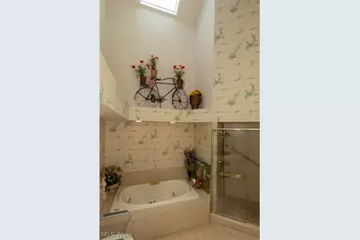 26 Haskell Drive, Bratenahl, OH 44108 - Photo 24