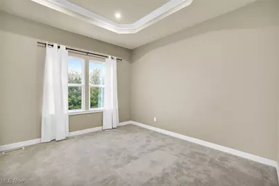 316 E Reno Drive, Louisville, OH 44641 - Photo 14