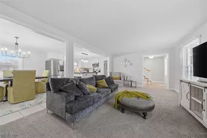 762 Summit Circle SE, North Canton, OH 44720 - Photo 8