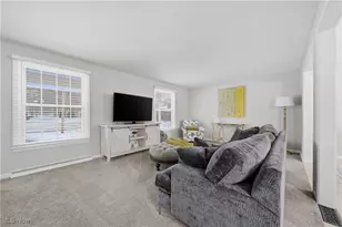 762 Summit Cir SE, North Canton, OH 44720 - Photo 6