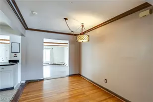 398 Crestview Ave, Akron, OH 44320 - Photo 8