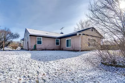 398 Crestview Avenue, Akron, OH 44320 - Photo 40