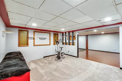 398 Crestview Avenue, Akron, OH 44320 - Photo 34