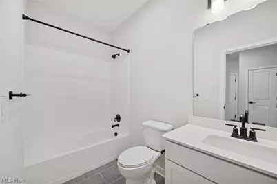 2164 Myla Way, Amherst, OH 44001 - Photo 14