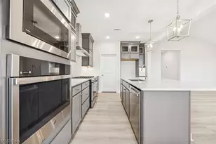 2170 Myla Wy, Amherst, OH 44001 - Photo 8