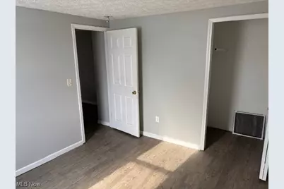 4736 E High Street #A, Mantua, OH 44255 - Photo 2